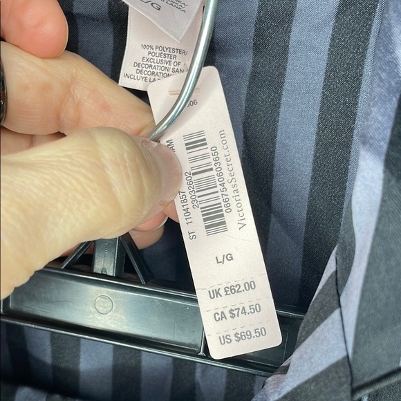 Victoria's Secret Black Striped Pajama Set - Picture 4 of 7